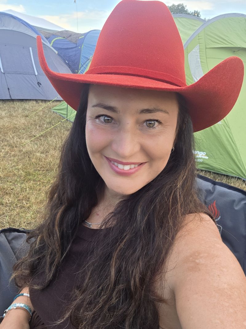 LongLiveCowgirls LongLiveCowgirls